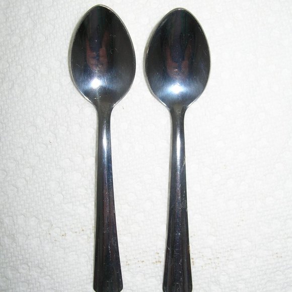 2 Vintage HB Co BABY Childs SPOONS Tea Solid Stainless 4.5"L NEW  F - Picture 3 of 4